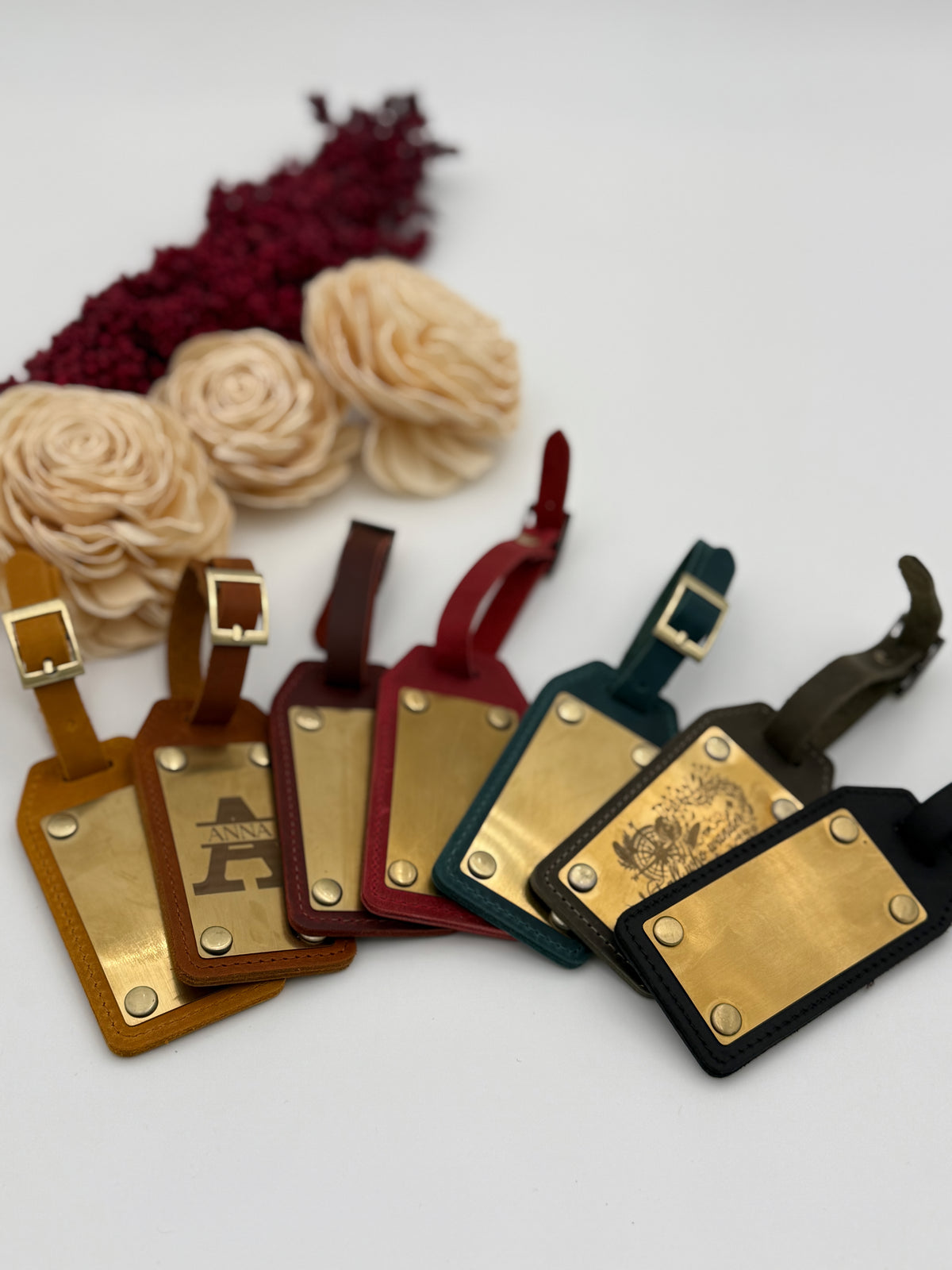 Luggage Tag, Travel Bag Identifier and Suitcase Accessory, Practical Gift for Travelers and Vacation Luggage