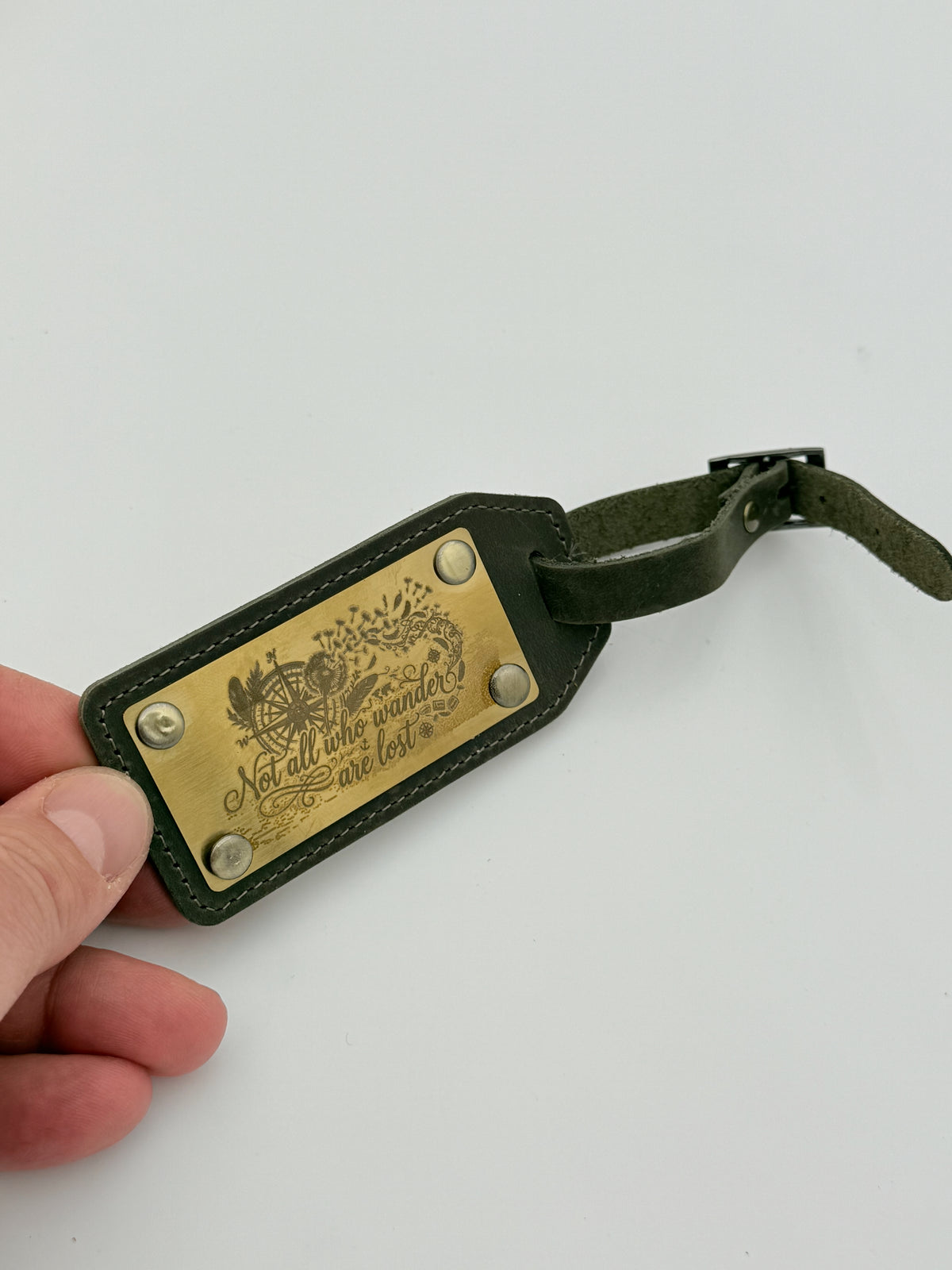 Luggage Tag, Travel Bag Identifier and Suitcase Accessory, Practical Gift for Travelers and Vacation Luggage