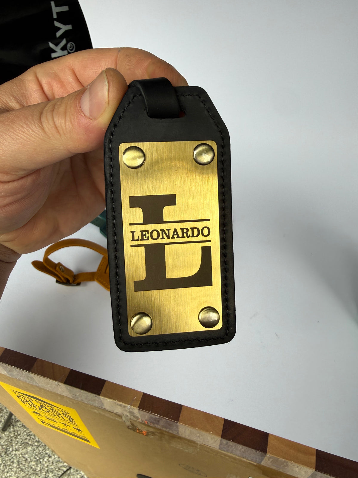 Luggage Tag, Travel Bag Identifier and Suitcase Accessory, Practical Gift for Travelers and Vacation Luggage