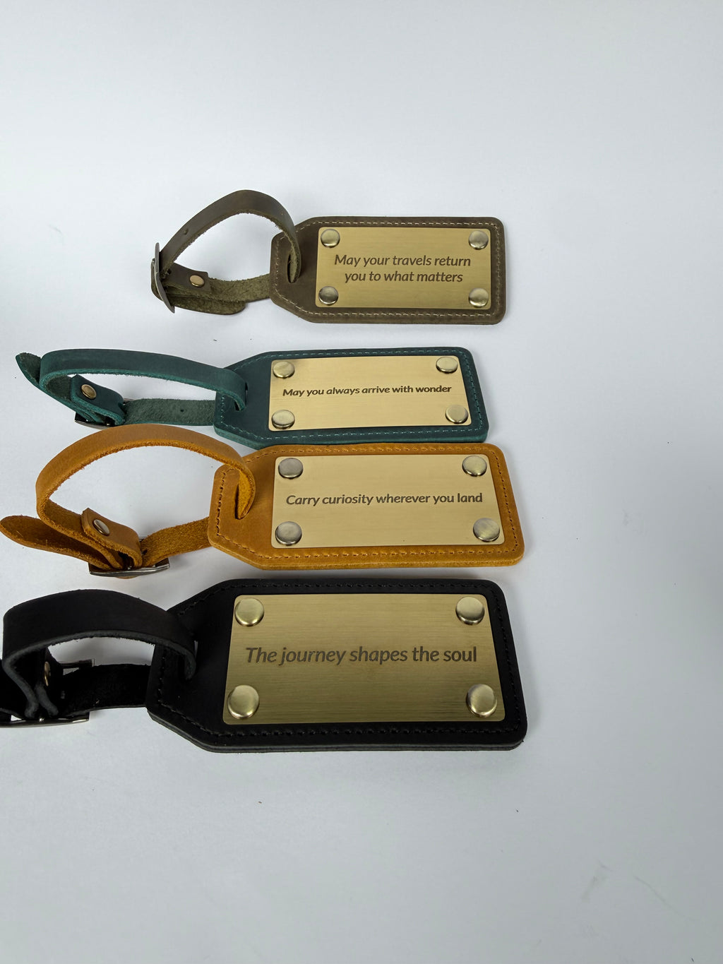Luggage Tag, Travel Bag Identifier and Suitcase Accessory, Practical Gift for Travelers and Vacation Luggage